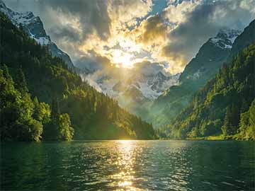 卫生间洗漱用品收纳整洁干净技巧