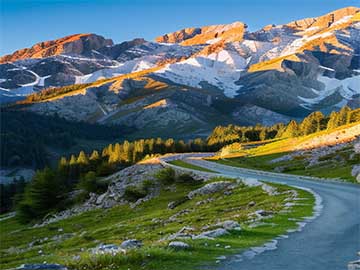 触电事故紧急断电急救处理方法讲解